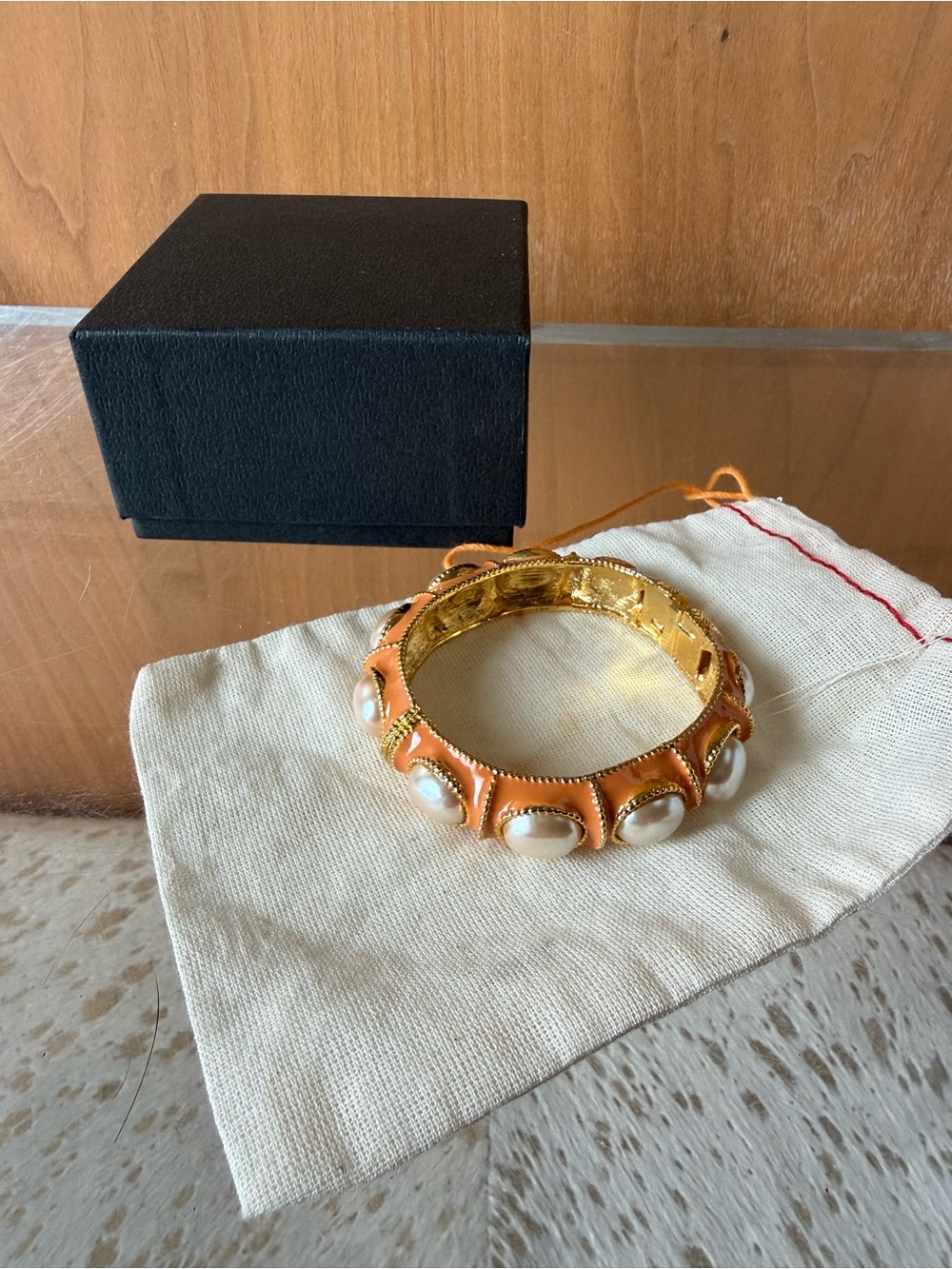 NIB Gold and Peach Pearl Bangle Bracelet